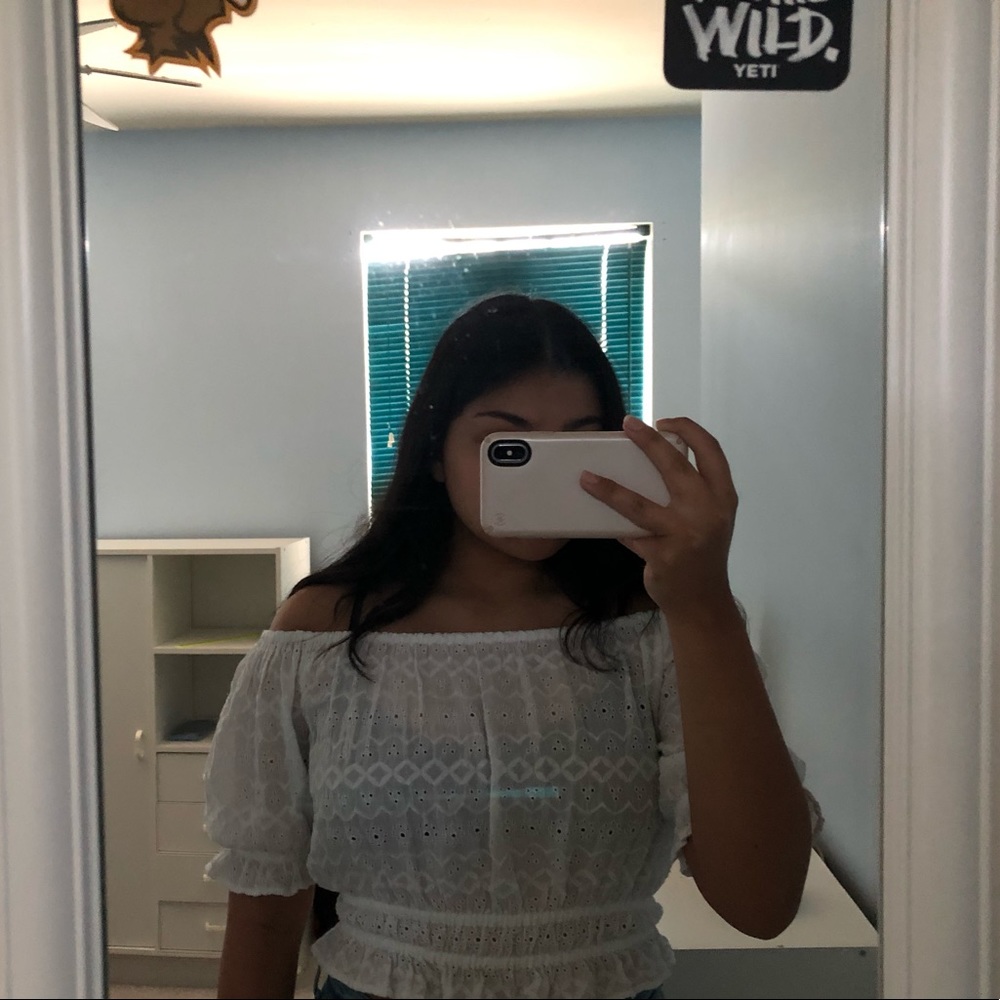 american eagle off the shoulder top